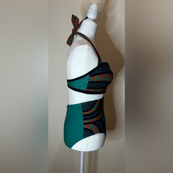 Gently Used * High Dive by ModCloth 2 piece Swimsuit * S/M - Picture 5 of 5